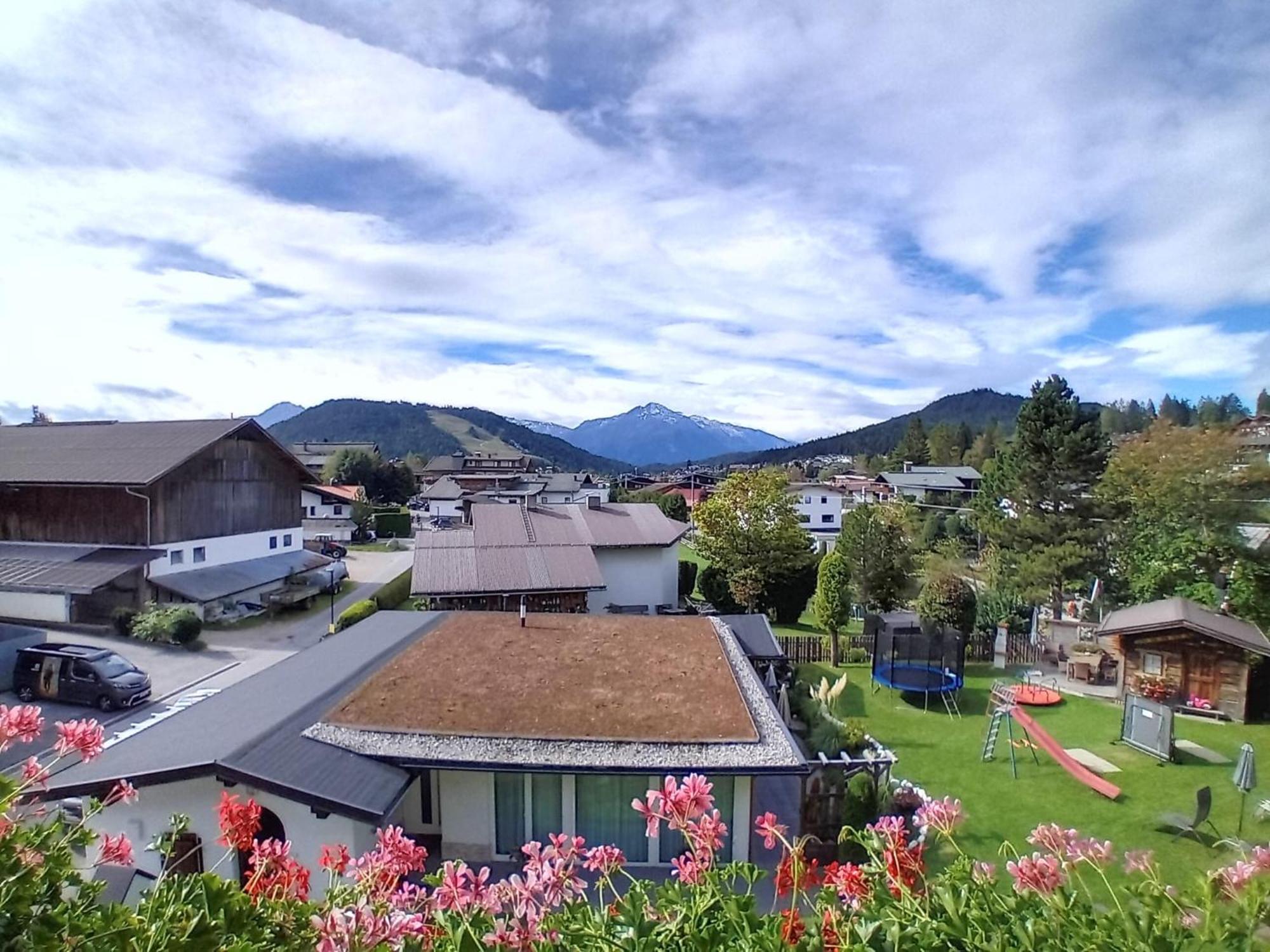 Landhaus Almidyll Seefeld in Tirol Pokoj fotografie